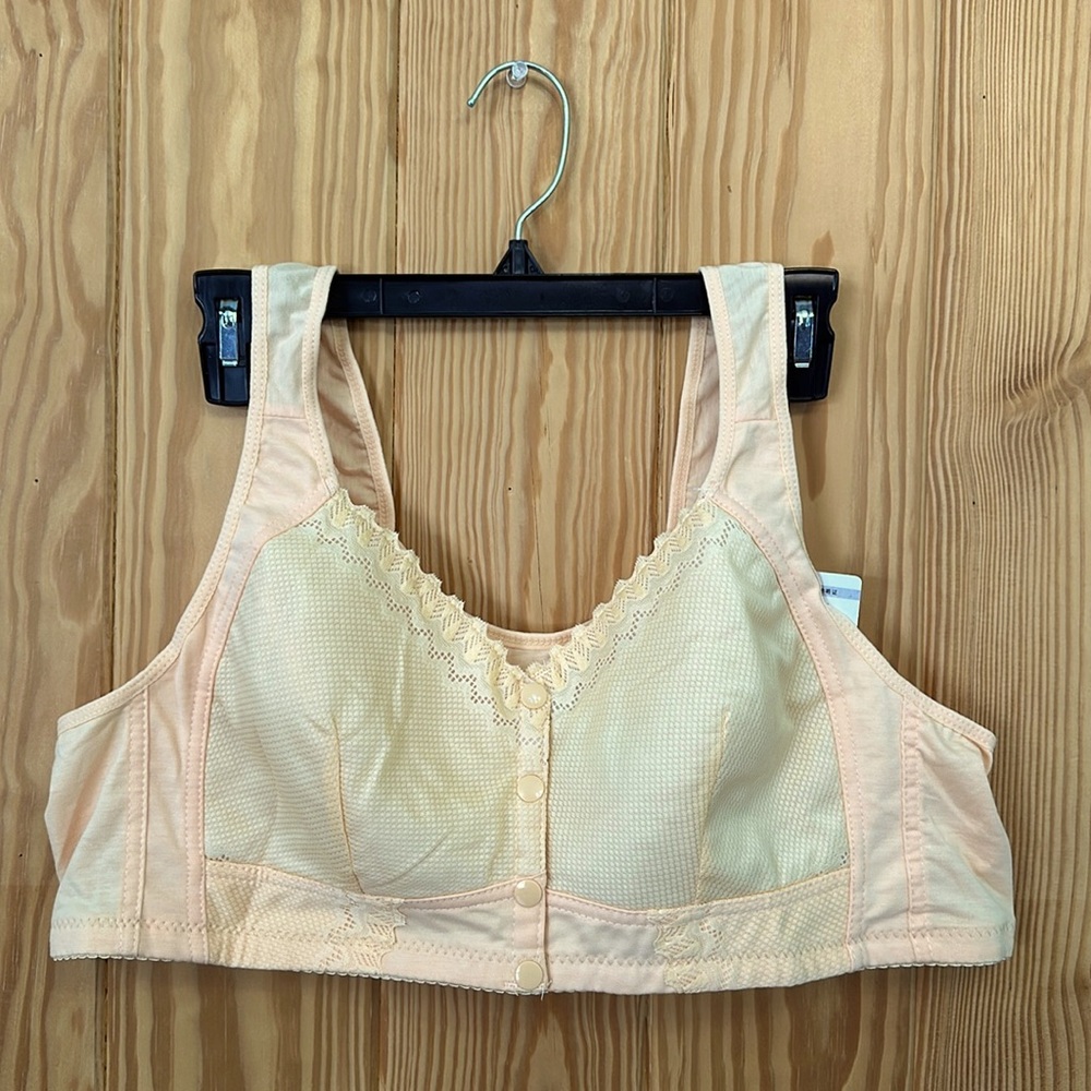 XL Peach 🍑 Bralette